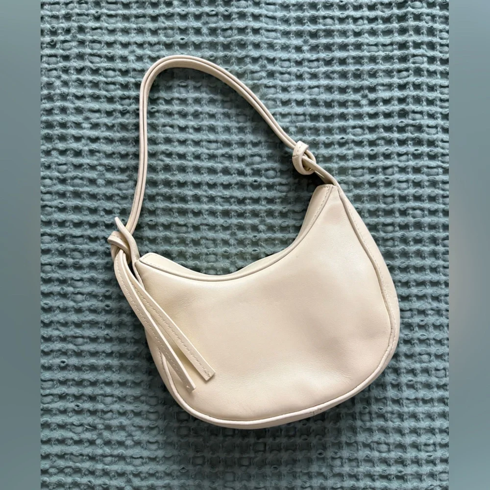 Reformation Cream Hobo Bag - Picture 3 of 7